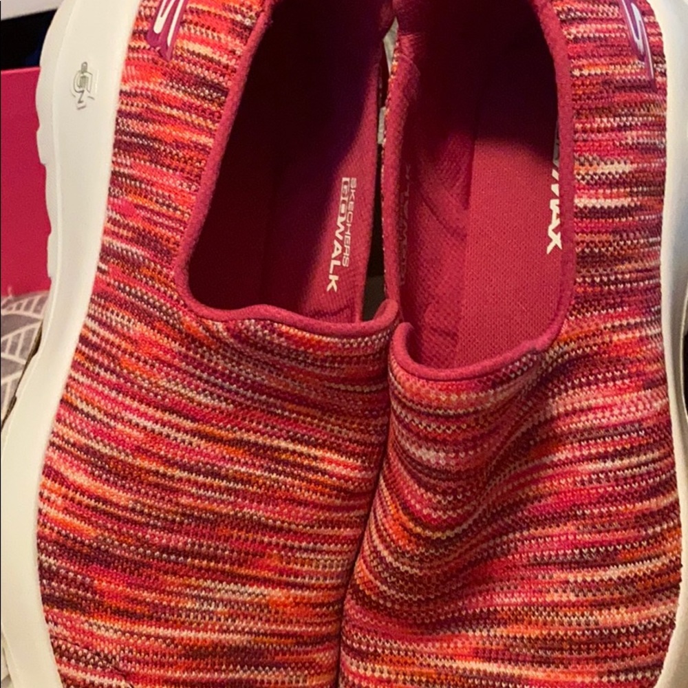 Go walk sketchers